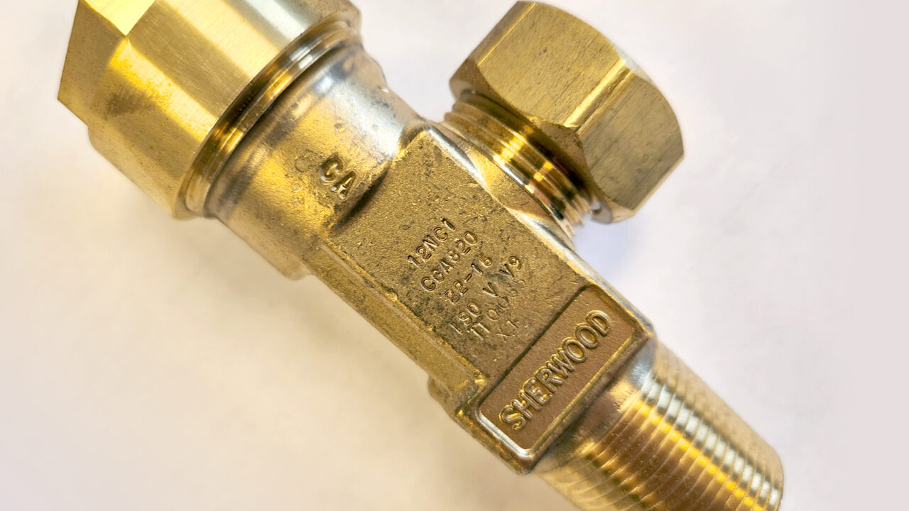 VL1214AX1-CL1 & Sherwood 1214AX1-CL1 - Ton Container Valves